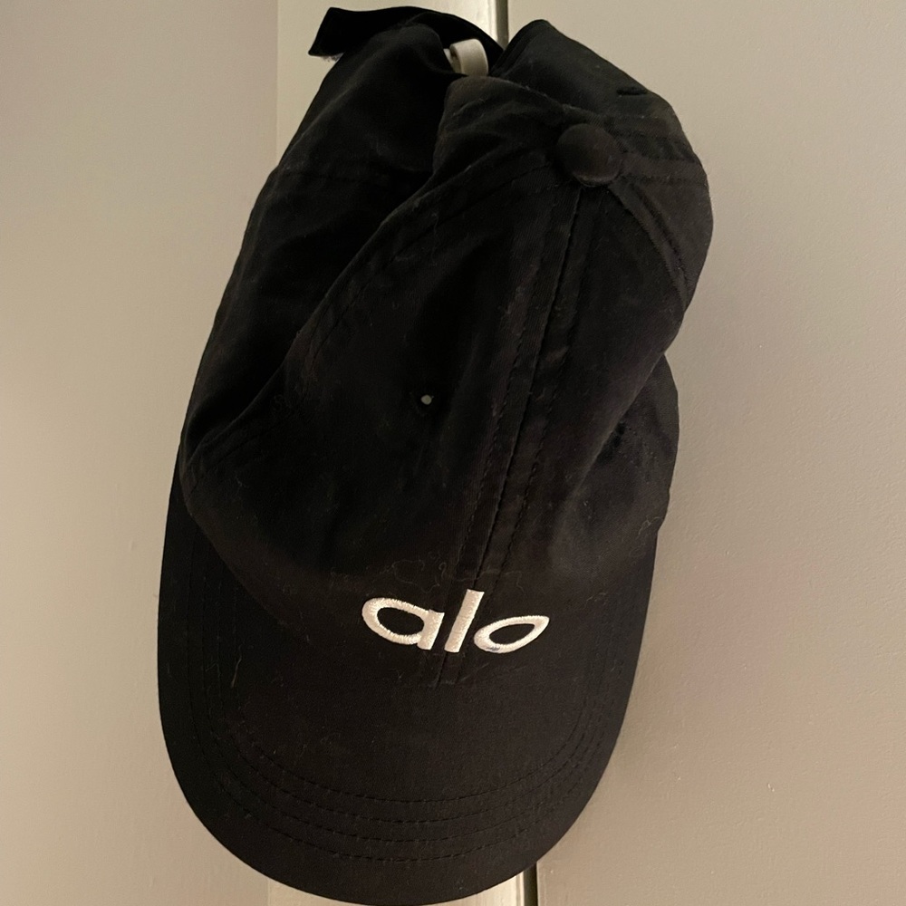 Alo Yoga Cap